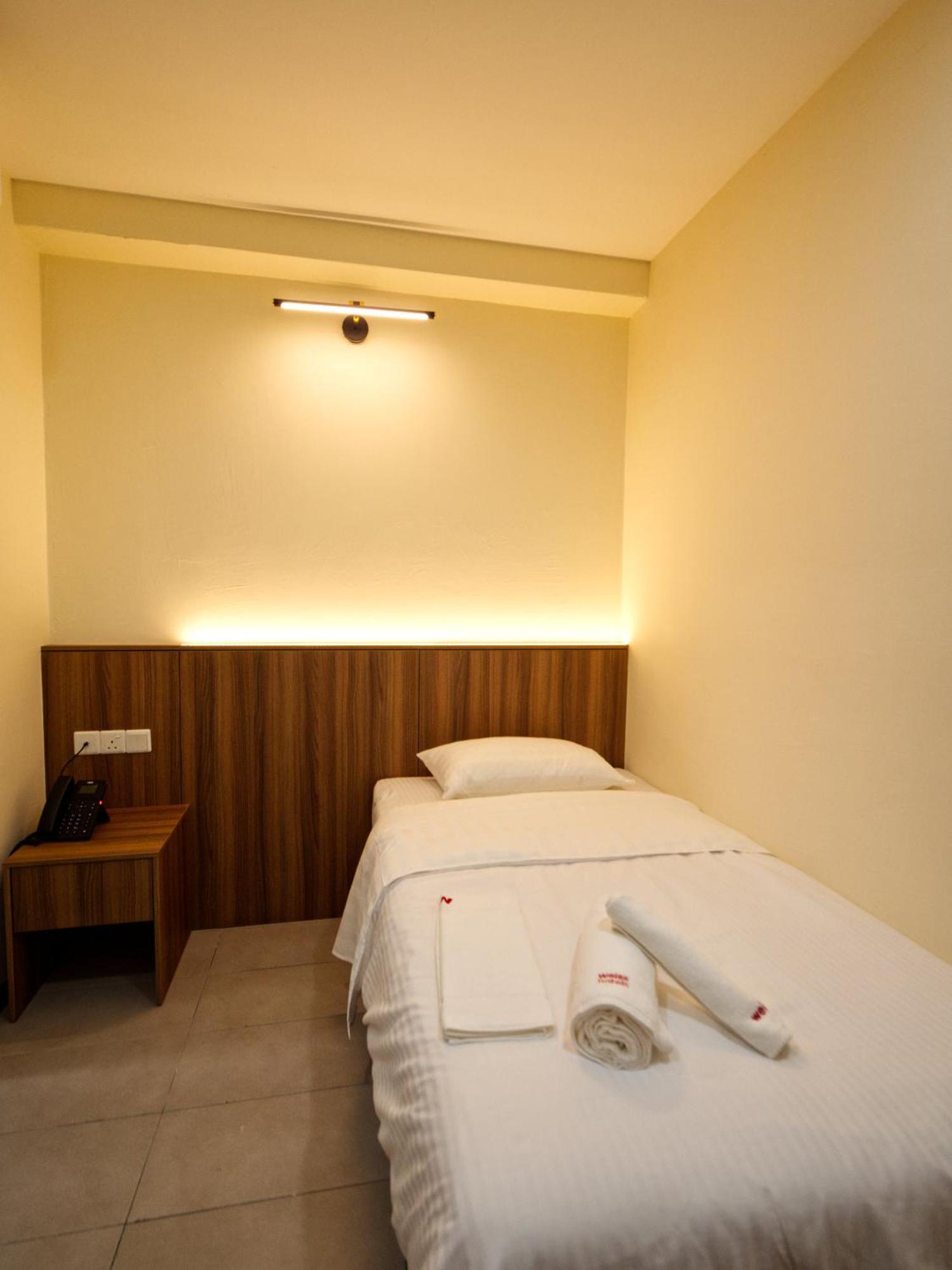 Weiss Hotels Kepong Baru Kampong Jawa Tengah 外观 照片
